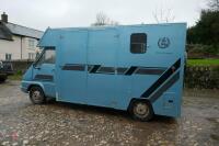 1994 RENAULT DIESEL HORSE LORRY - 19