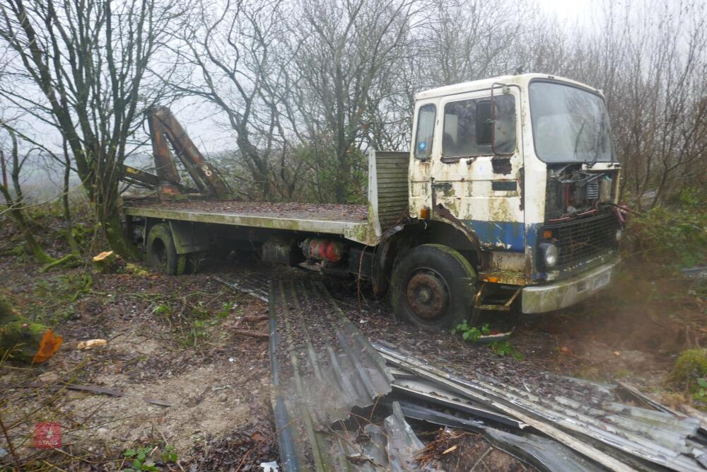 1982 VOLVO F616 LORRY S/R (B)