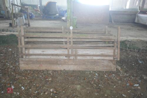 10 X 8'4" FEED BARRIERS (B)