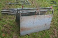 2 X 4FT SHEEP RACE GATES (BF) - 6