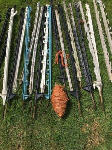 22 ELECTRIC FENCING STAKES & WIRE