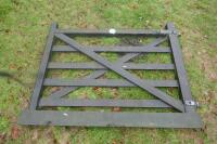 5FT WOODEN HUNTING GATE (BF) - 2