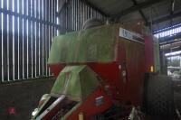 HESSTON 4900 BIG SQUARE BALER (B) - 2