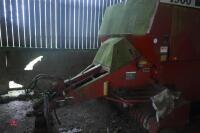 HESSTON 4900 BIG SQUARE BALER (B) - 19