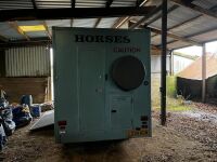 1994 RENAULT DIESEL HORSE LORRY - 51