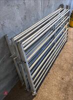 6 X 6FT SQUARE BAR SHEEP HURDLES - 2