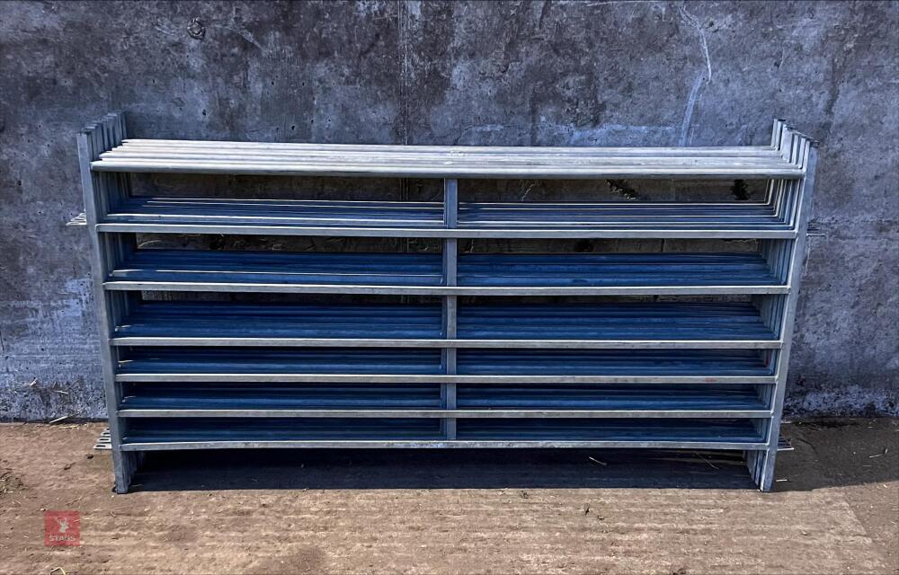 9 x 6FT SQUARE BAR SHEEP HURDLES