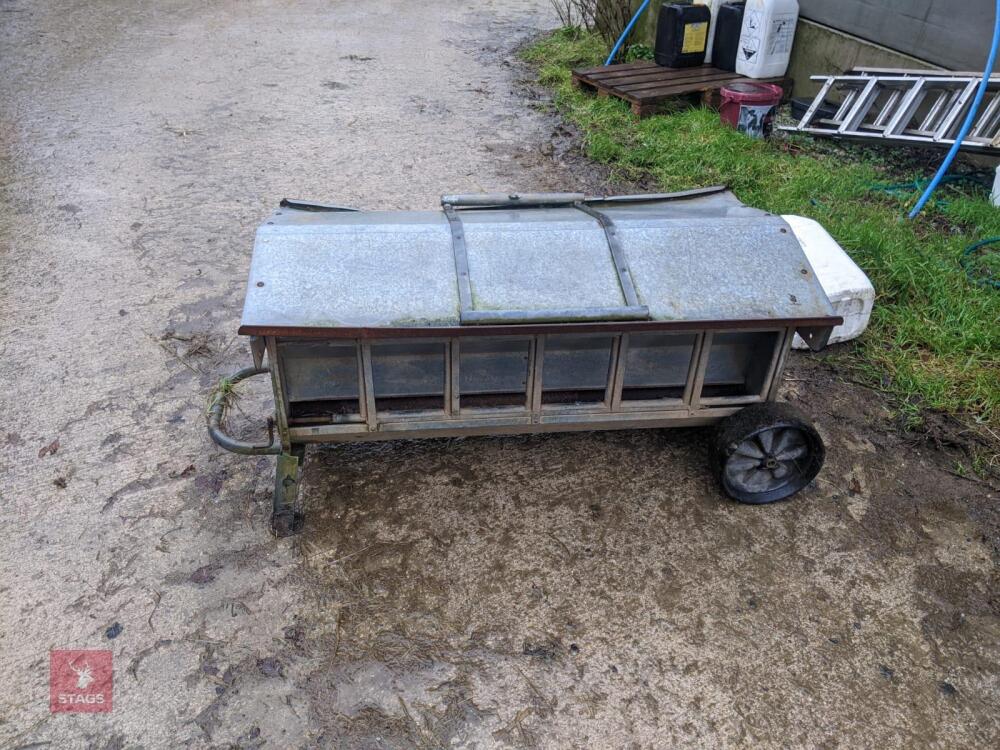 LAMB CREEP FEEDER