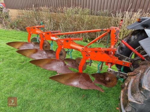 KVERNELAND 4 FURROW PLOUGH