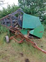 JOHN DEERE 1075 COMBINE - 2