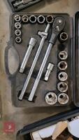 LARGE SOCKET SET - 2