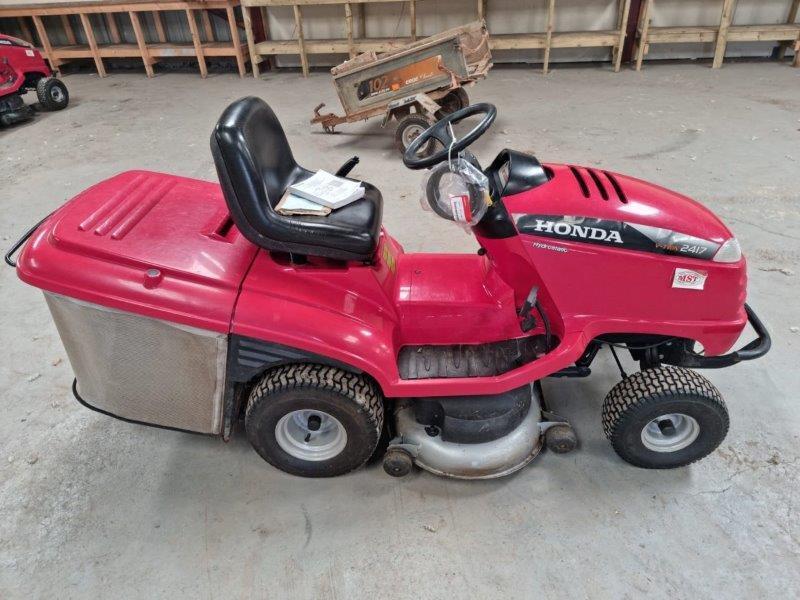 HONDA 2416 V-TWIN HYDROSTATIC LAWN MOWER