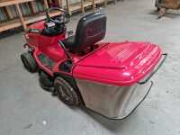 HONDA 2416 V-TWIN HYDROSTATIC LAWN MOWER - 5