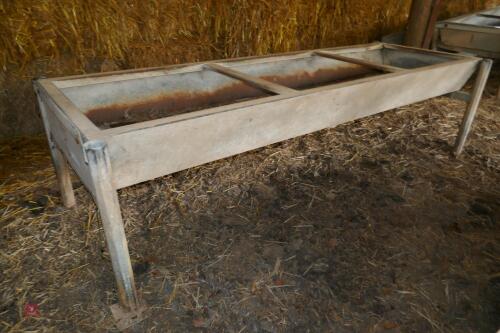 FREESTANDING GALVANISED BEEF TROUGHS