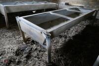 FREESTANDING GALVANISED BEEF TROUGHS - 9