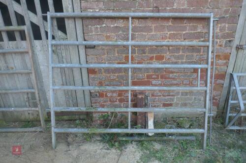 5FT 10" GALVANISED HURDLE (69)