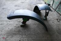 PAIR OF JOHN DEERE FRONT MUDGUARDS - 9