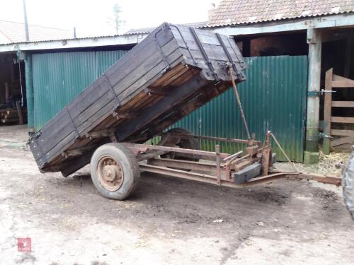 WOODEN TIPPING TRAILER