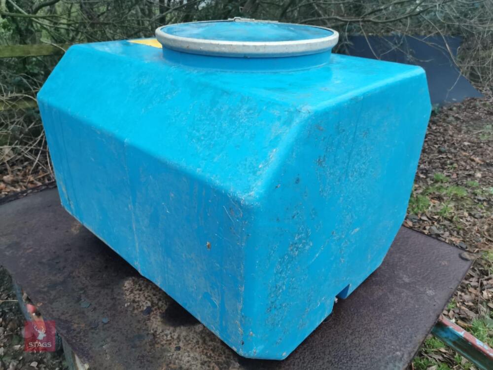 SOLID PLASTIC WATER CONTAINER