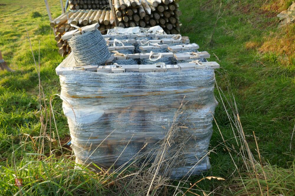 PALLET OF 60 ROLLS OF BARBED WIRE