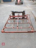 BALE GRAB WITH MANITOU BRACKETS - 4