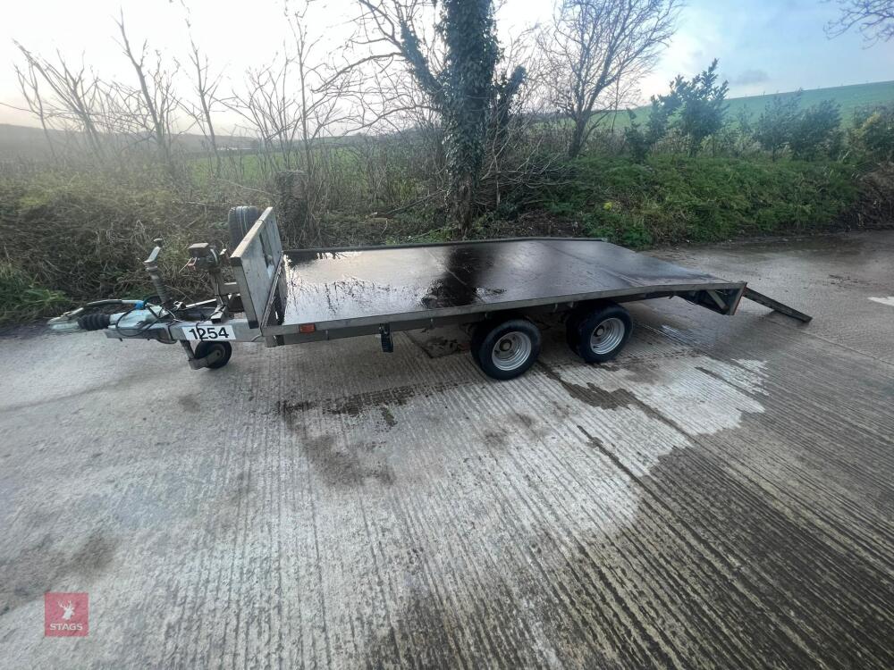 PRO TEC 11' 6" X 5' 3" FLAT BED TRAILER