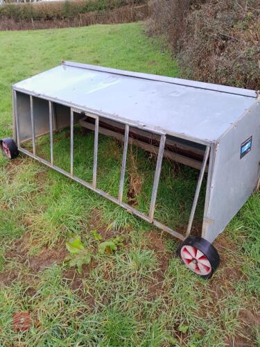 BATEMAN GALVANISED WALK IN LAMB FEEDER