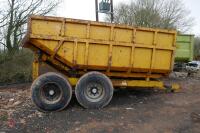 THOMAS TWIN AXLE DUMP TRAILER