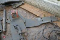 LOADER BRACKETS TO FIT MCCORMICK MC100 - 6