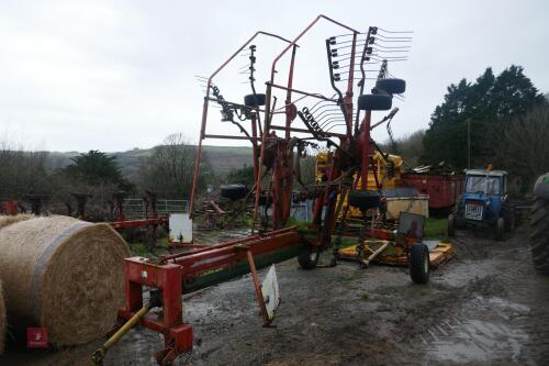 1997 KUHN GA7301 2 ROTOR RAKE