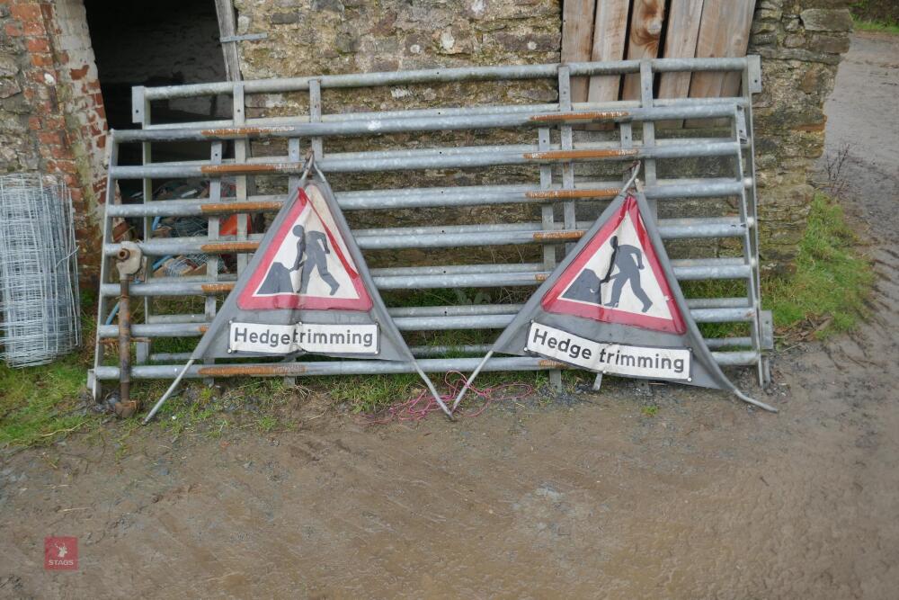 2 HEGETRIMMING SIGNS