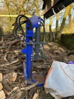2019 20T TRACTOR MOUNTED LOG SPLITTER - 2