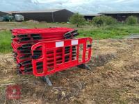 10 X RED BARRIERS - 3