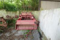 MASSEY FERGUSON 802 BALER