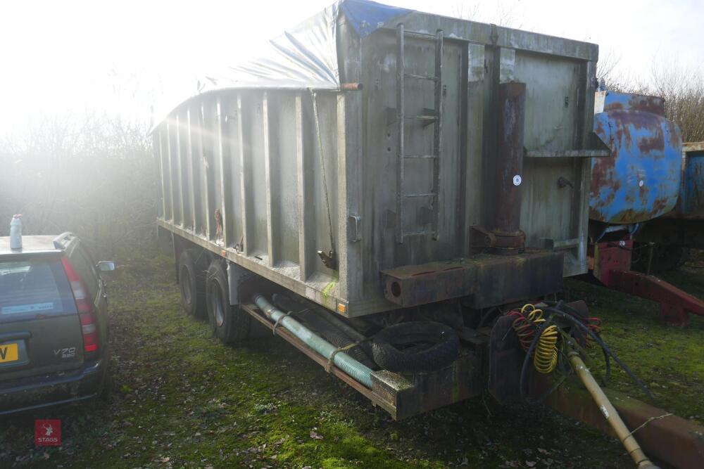 1981 AL BODY TWIN AXLE BLOWER TRAILER(#)