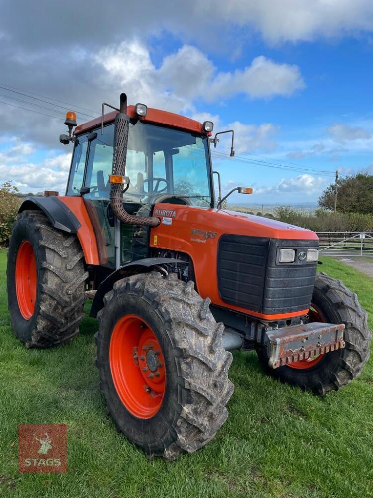 2007 KUBOTA M105S 4WD TRACTOR