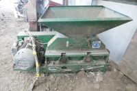 FRASER CORN CRUSHER - 2