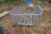 GALVANISED 5' X 5' ROUND BALE FEEDER - 2