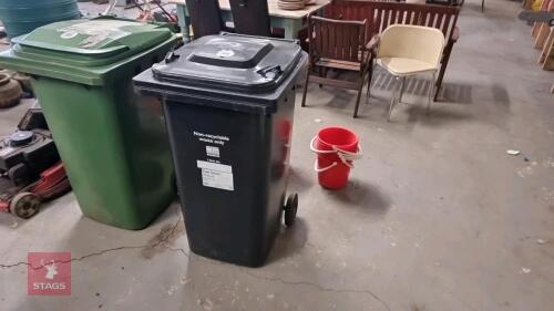 BLACK WHEELIE BIN