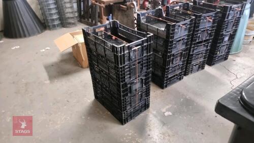 5 X PLASTIC STORAGE CRATES