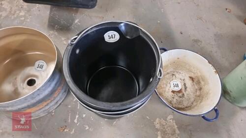 3 BLACK BUCKETS