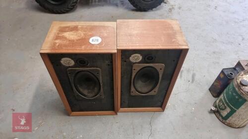 PAIR OF SPEAKERS