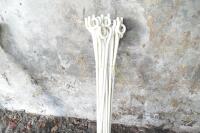 20 WHITE PLASTIC ELECTRIC FENCE STAKES - 3