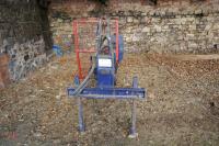 KING MACHINES HYDRAULIC LOG SPLITTER - 11