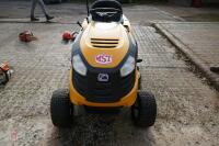 2017 CUB CADET LT2 RIDE ON LAWN MOWER - 5