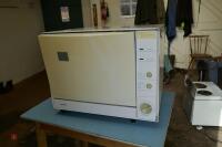 ELECTRIC COOKER + DISHWASHER - 10