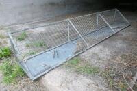 12FT GALVANISED WALL MOUNTED HAY RACK