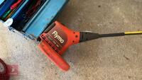 FLYMO MULTI TRIM 300 ELECTRIC STRIMMER - 5