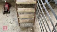 LARGE WOODEN STEP LADDER - 5