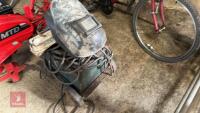 HEAVY DUTY OIL FILLED WELDER ON TROLLEY - 6